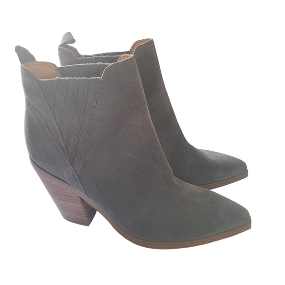 Marc Fisher LTD Gardi Pointed Toe Suede Booties β Medium Gray, Size 8 | Stylish - Picture 6 of 13